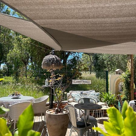 Hotel Auberge Provencale Saint-Raphaël Екстериор снимка