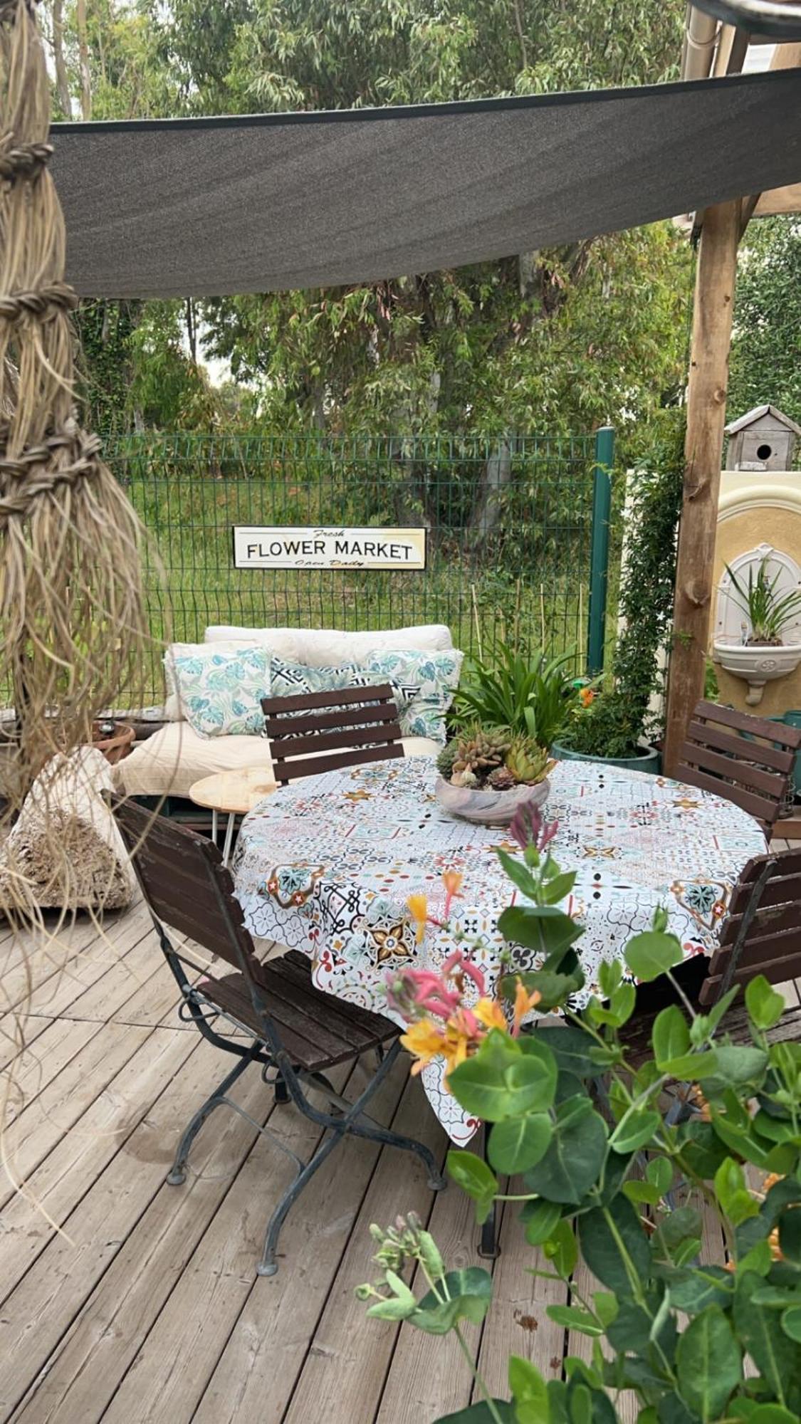 Hotel Auberge Provencale Saint-Raphaël Екстериор снимка