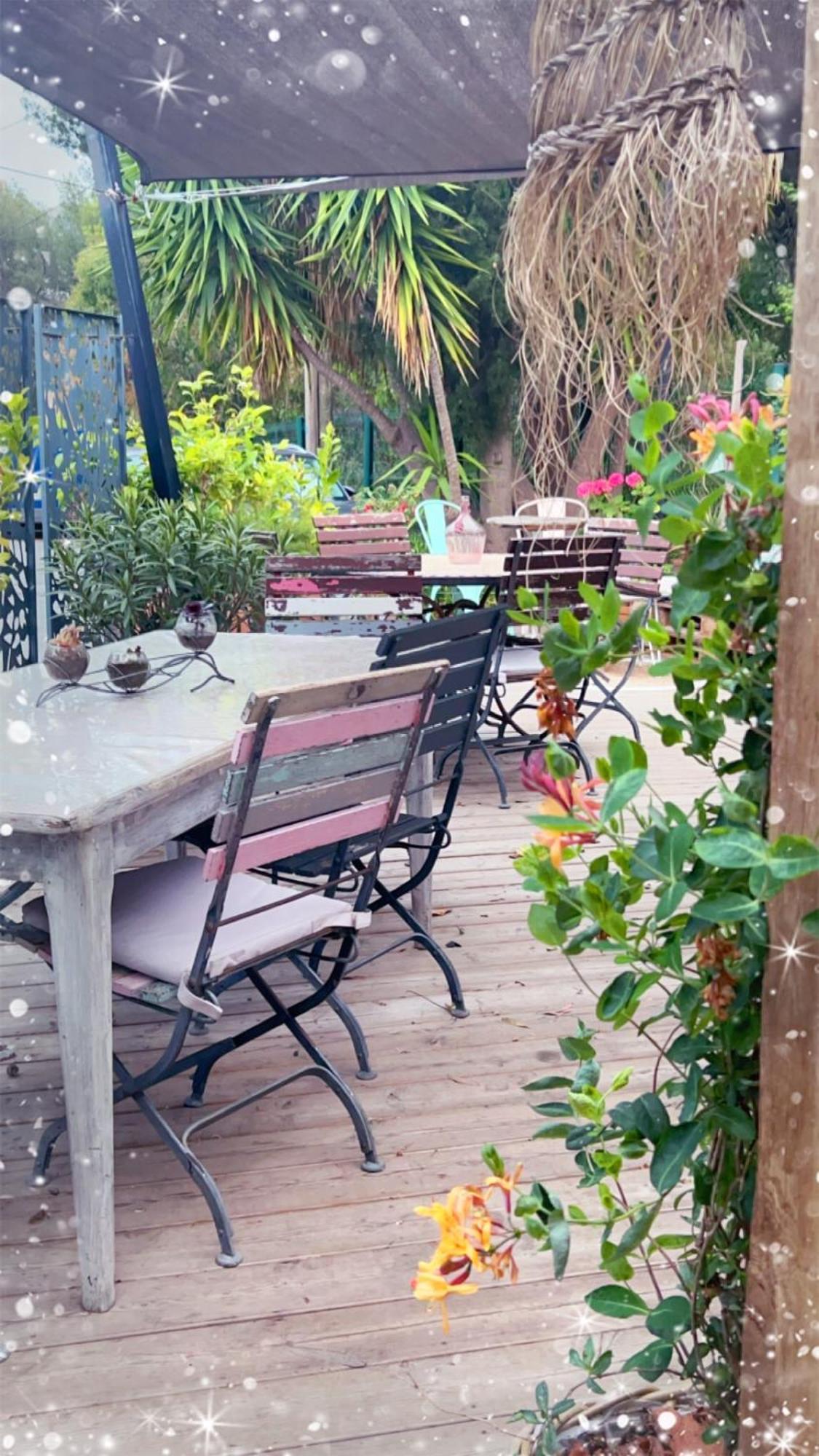 Hotel Auberge Provencale Saint-Raphaël Екстериор снимка