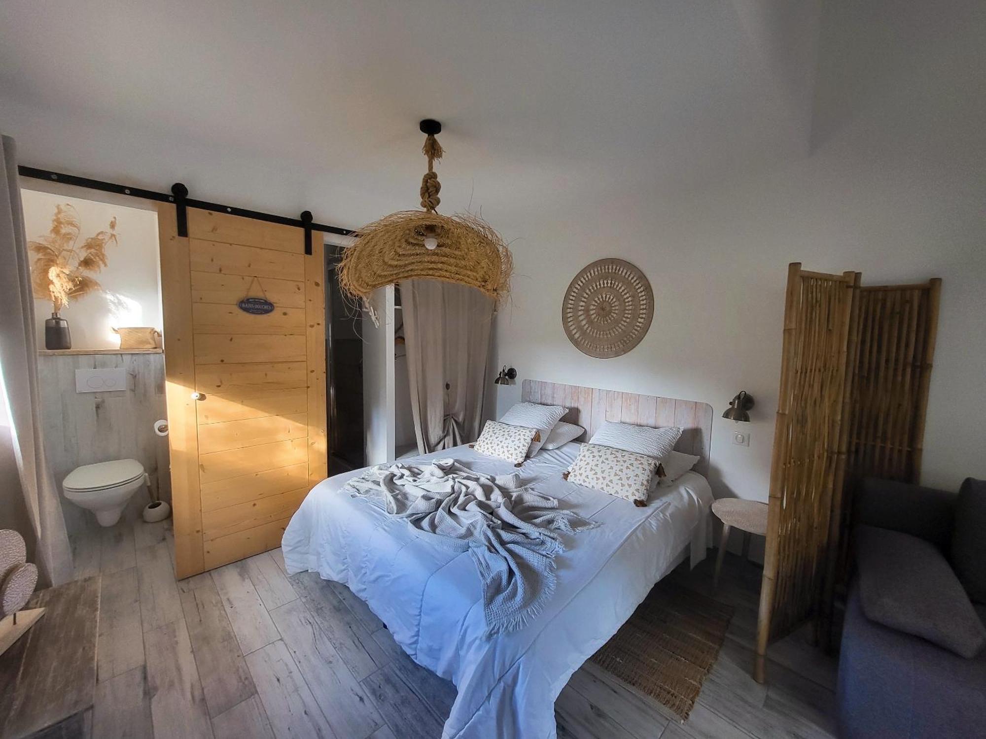 Hotel Auberge Provencale Saint-Raphaël Екстериор снимка