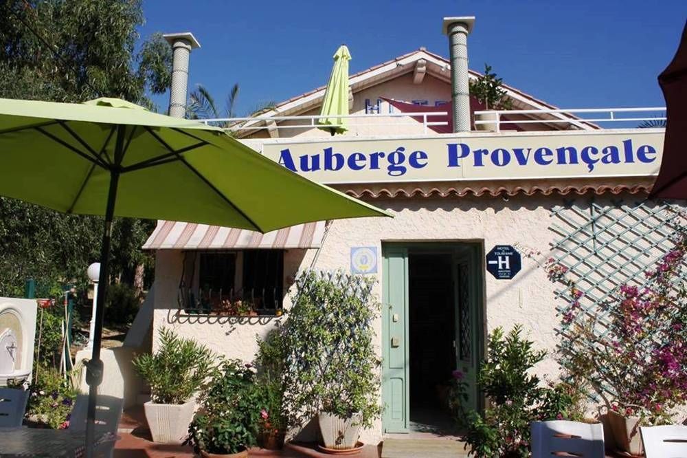 Hotel Auberge Provencale Saint-Raphaël Екстериор снимка